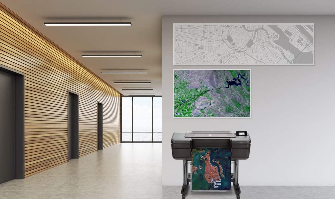 Office with a HP DesignJet Z6 24in - GIS Enviro 03 for printing GIS topographic map documents